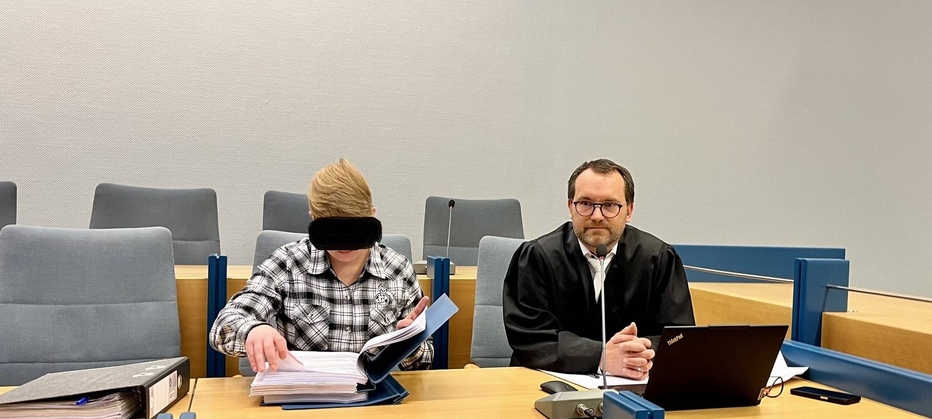 Prozessauftakt in Siegen