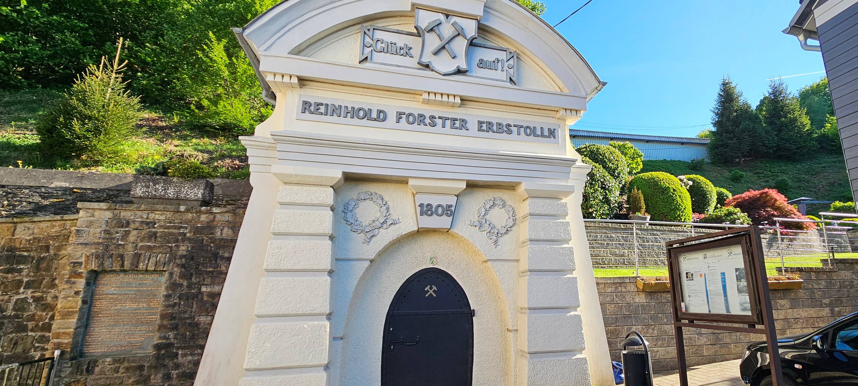 Neues Grubenhaus eröffnet