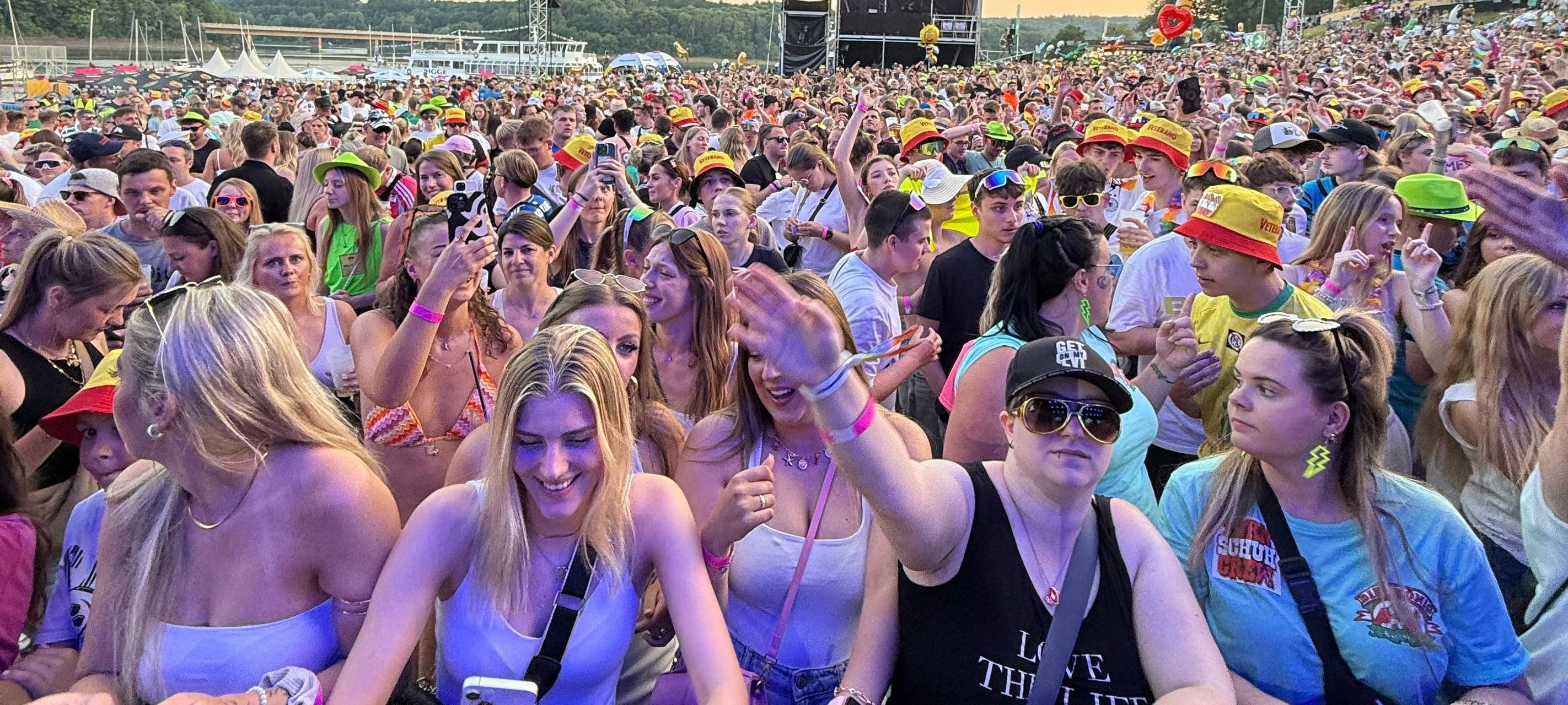 Außer Rand und Band