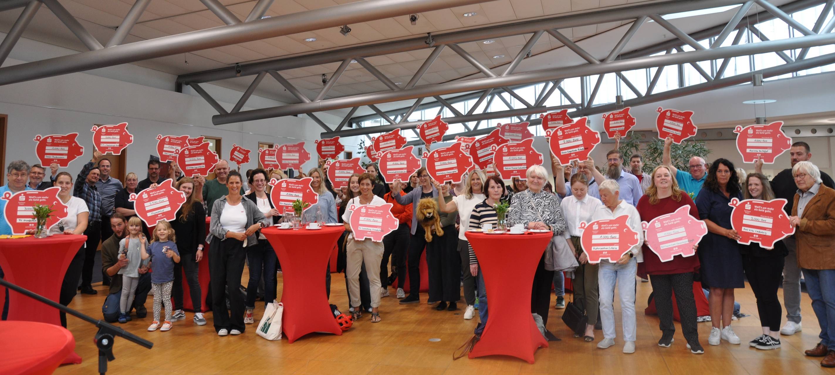 Sparkasse Siegen unterstützt viele Projekte