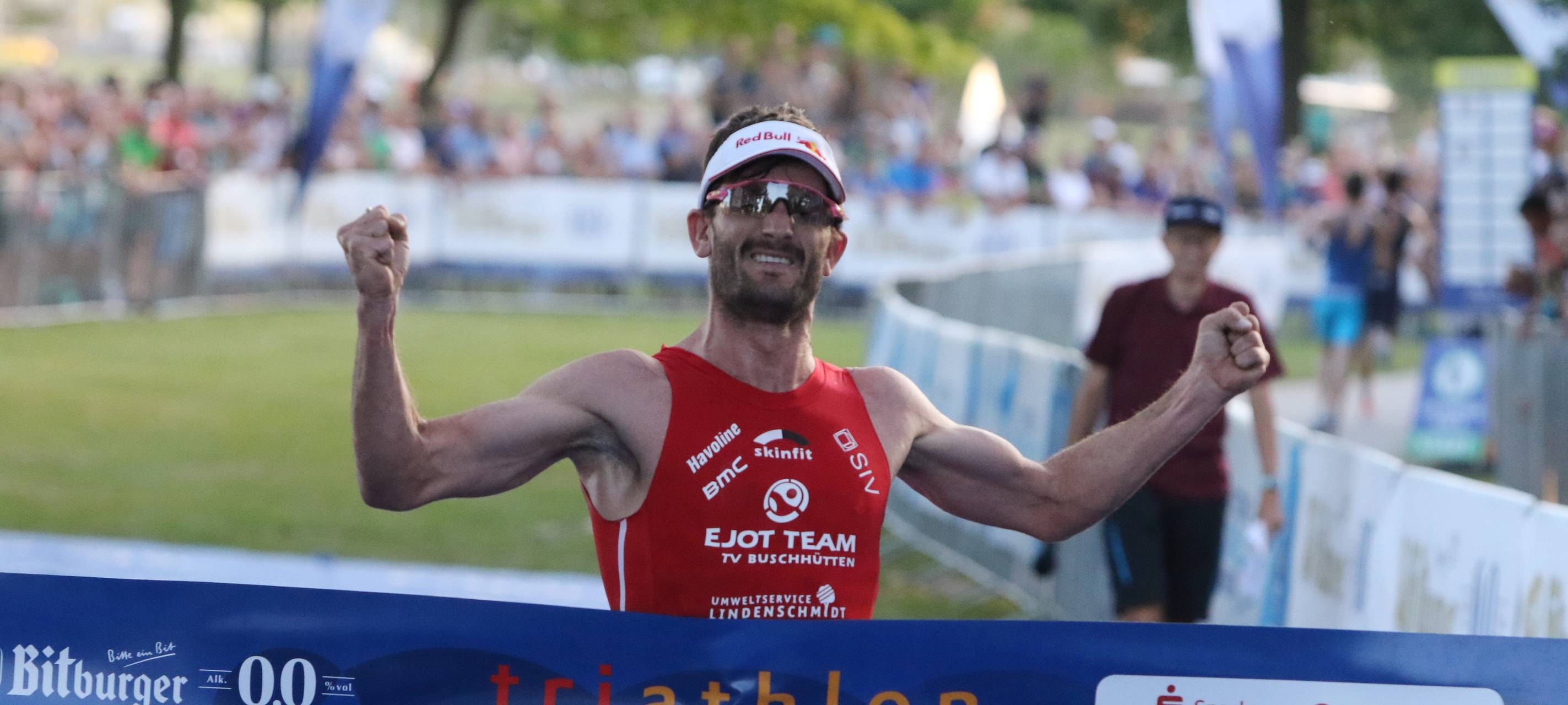 TV Buschhütten gewinnt bei Triathlon-Saisonauftakt