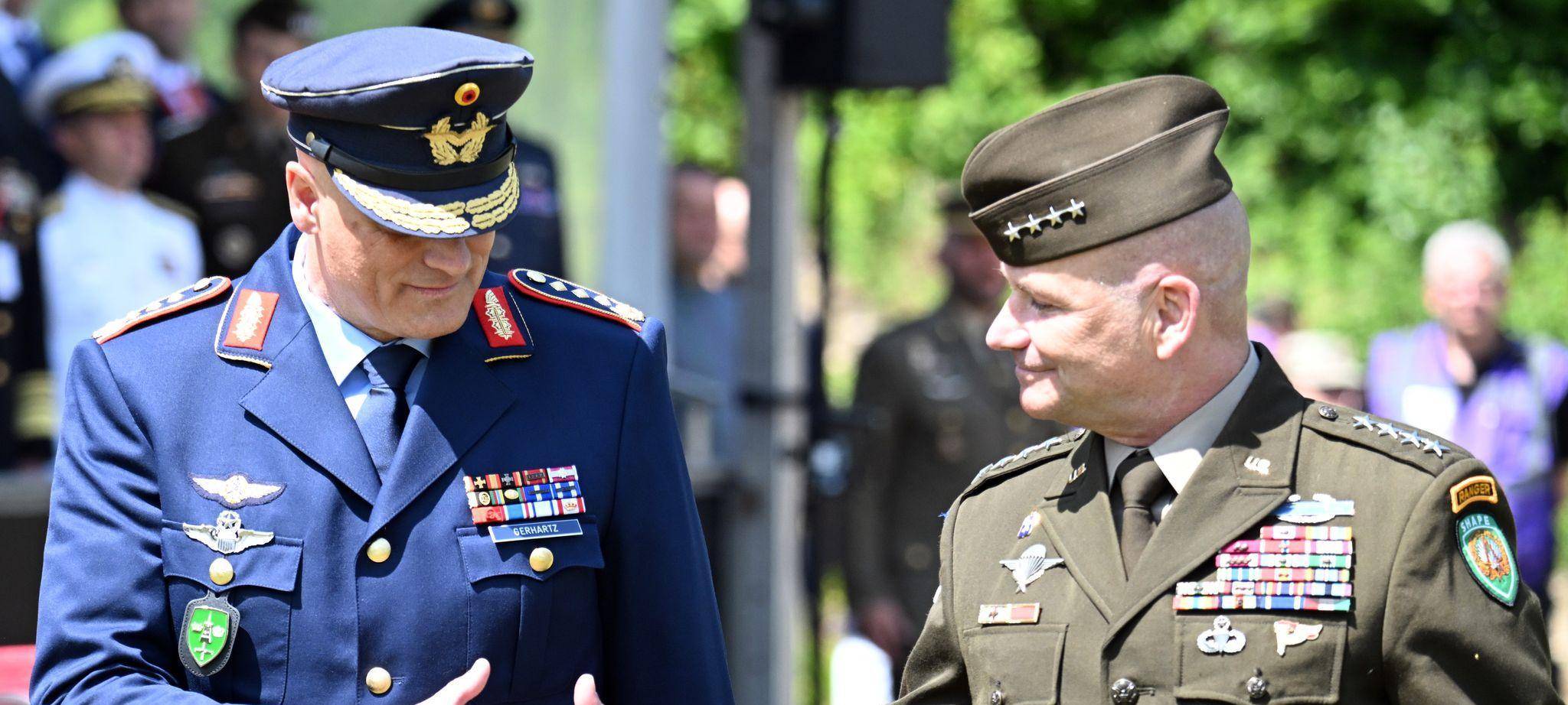 General Ingo Gerhartz und General Christopher G. Cavoli
