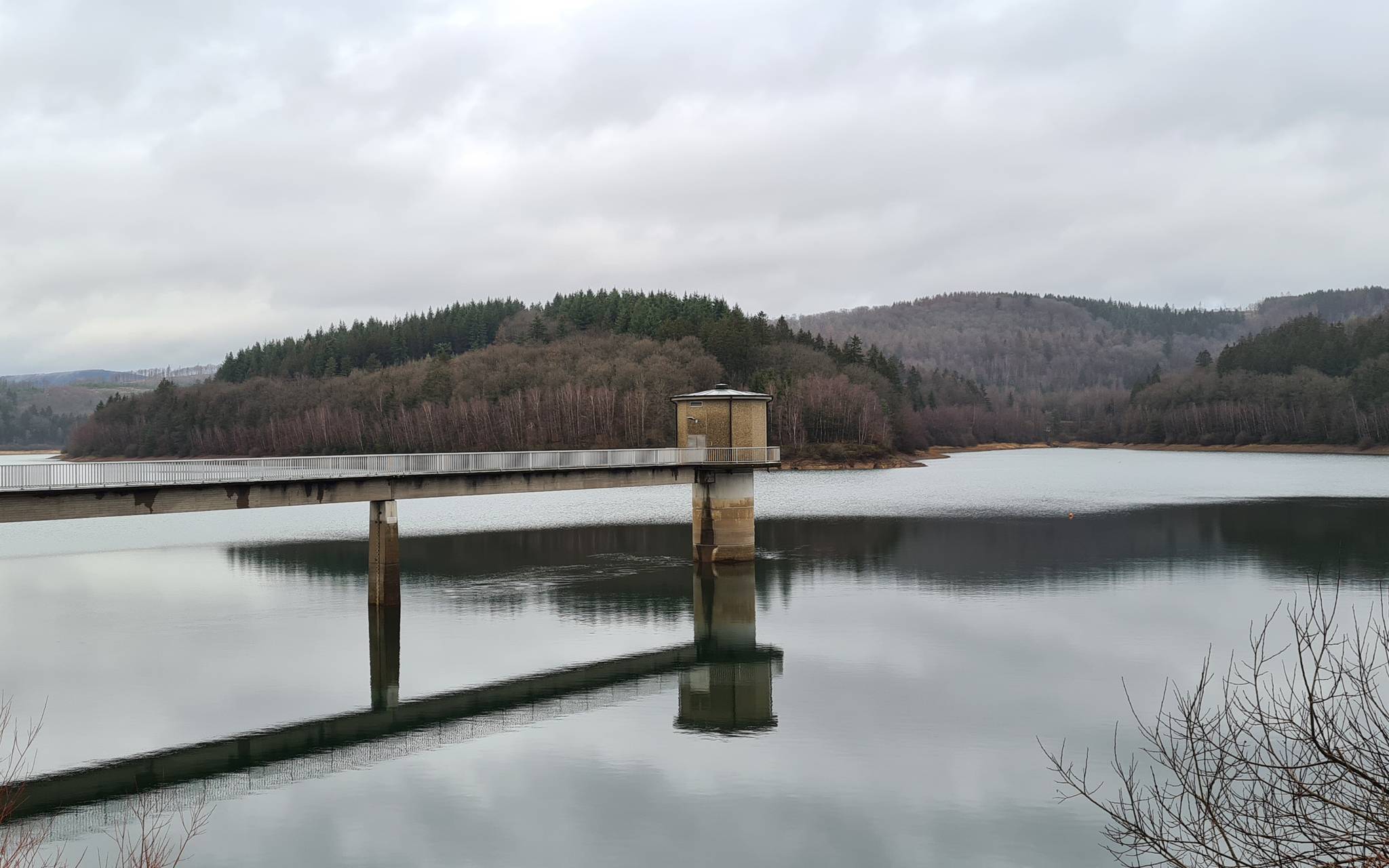 Niedrigere Pegelstände an Obernau- und Breitenbachtalsperre