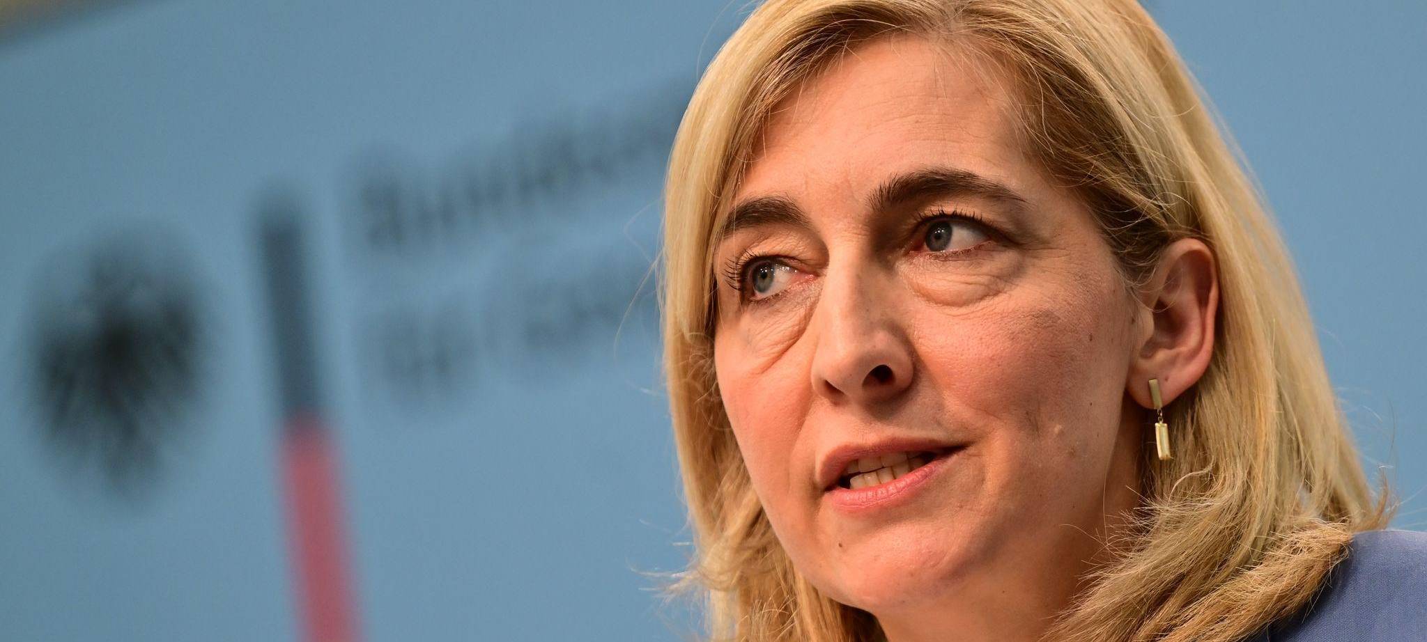 Ministerin Warken zur Finanzreform der gesetzlichen Krankenkasse