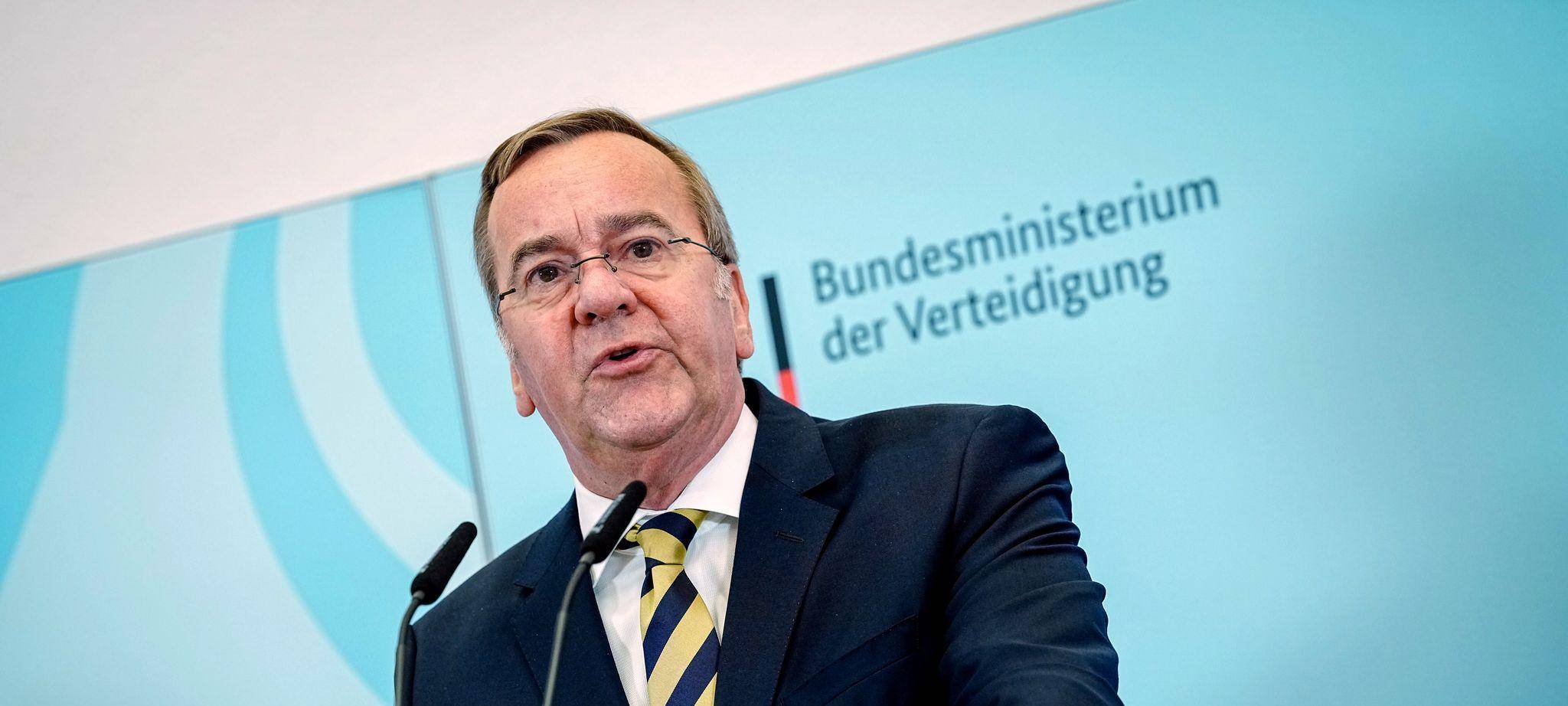 Verteidigungsminister stellt deutsche Militärstrategie vor