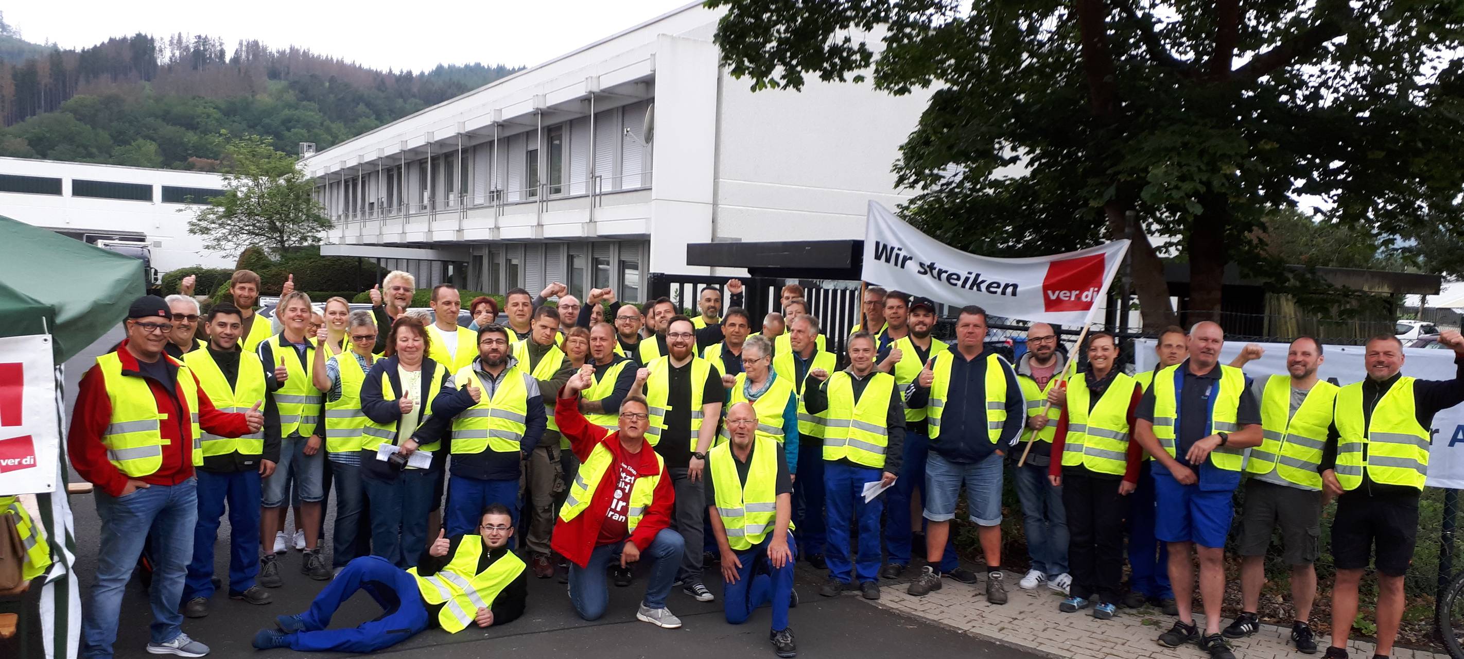 Streik im ALDI Zentrallager Bad Laasphe