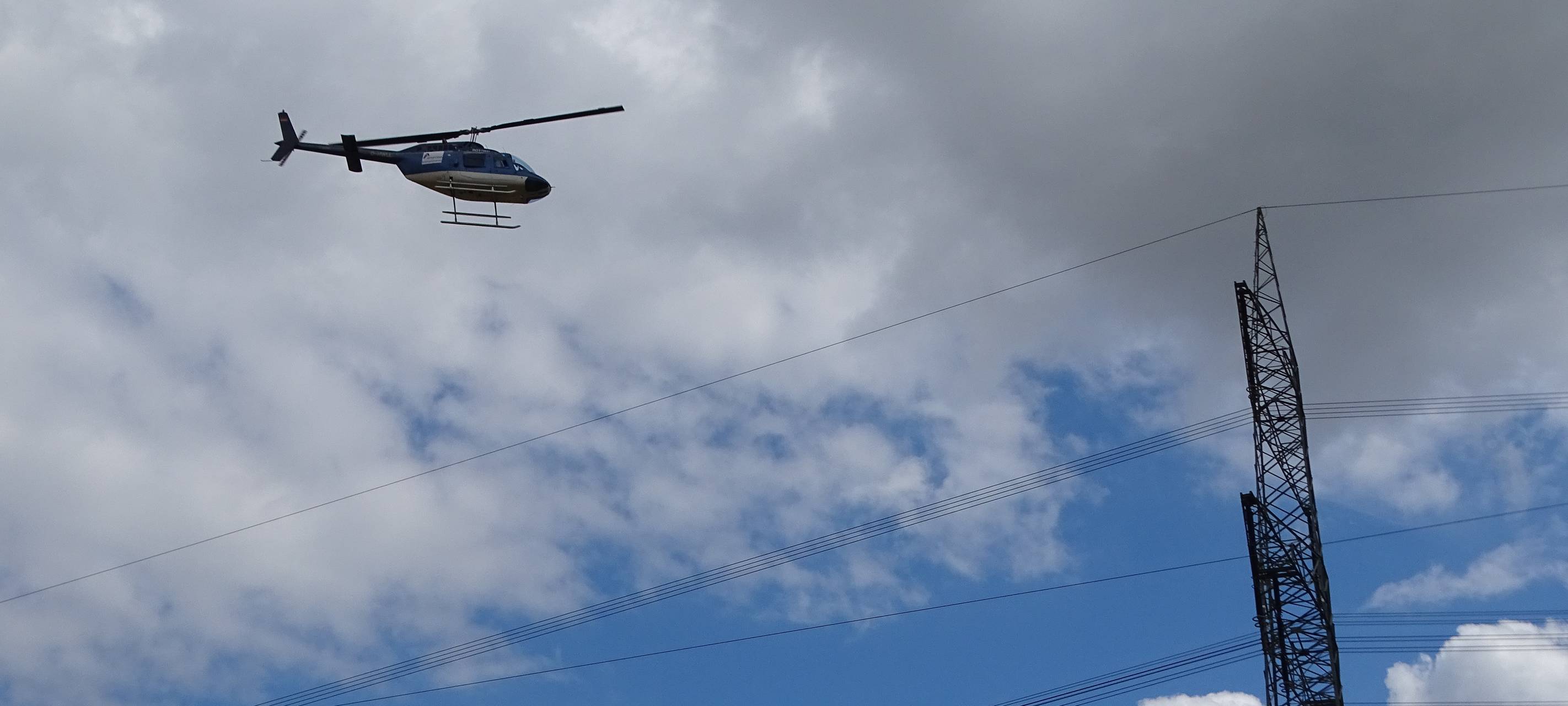 Amprion-Helikopter über Siegen