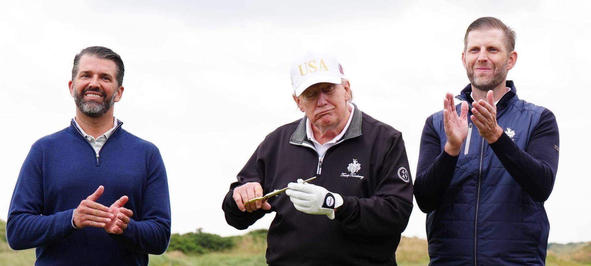 US-Präsident Trump mit Söhnen Donald und Eric