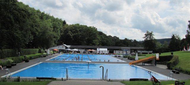 Freibad Buschhütten kann morgen wieder aufmachen