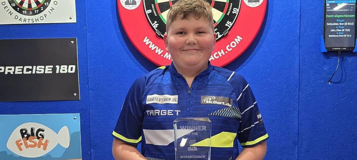 Ben Schneider aus Wehbach begeistert: 12-jähriger Dartspieler gewinnt großes Turnier