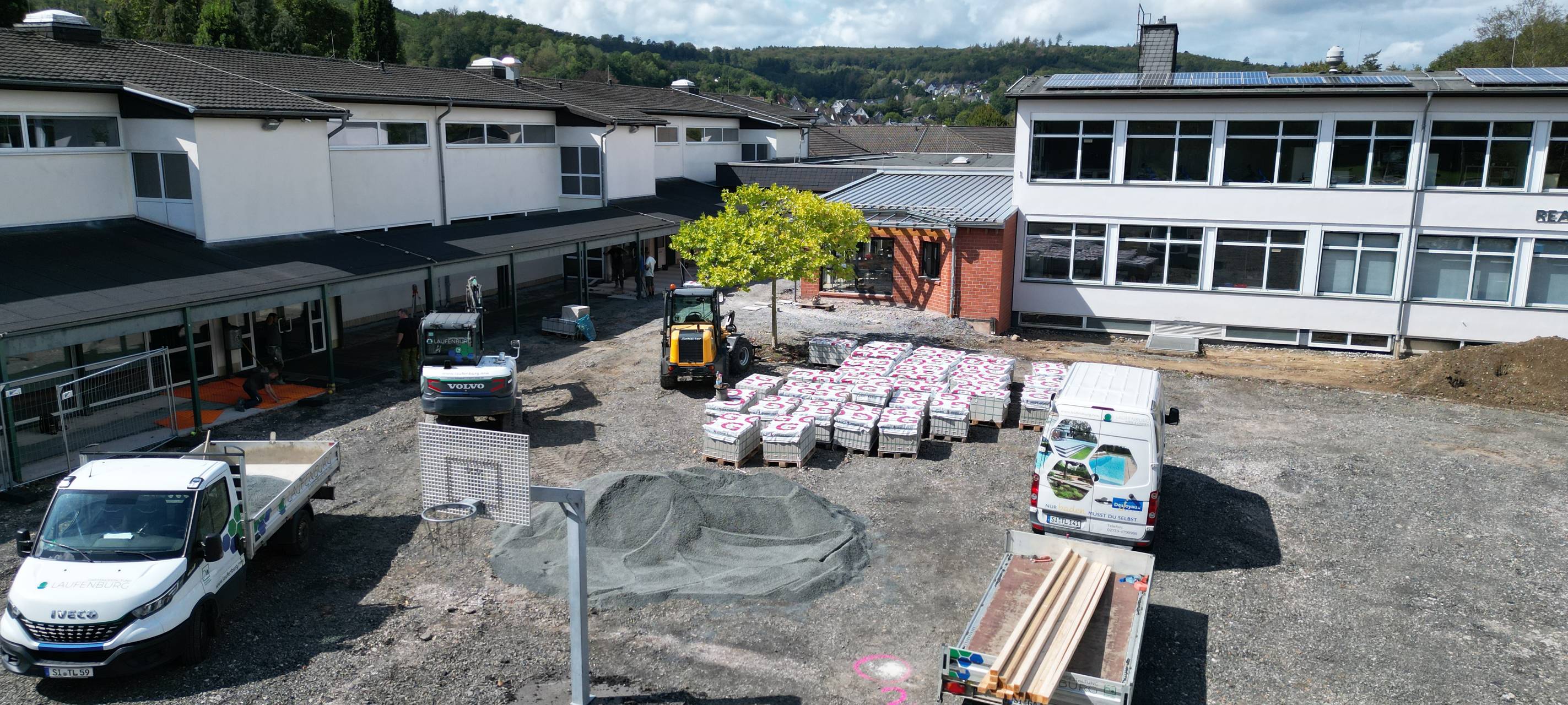 Mehr Grün auf dem Schulhof der Realschule Niederdielfen