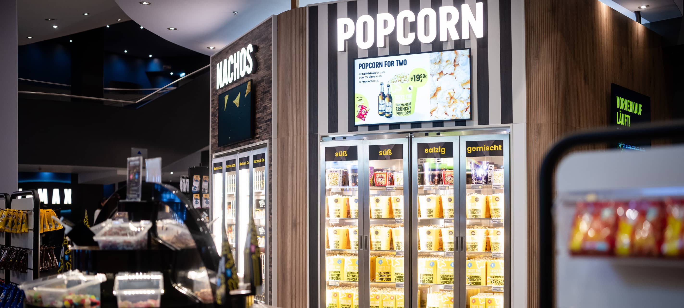 Luxus-Sessel und Supermarkt-Prinzip im renovierten CineStar Siegen
