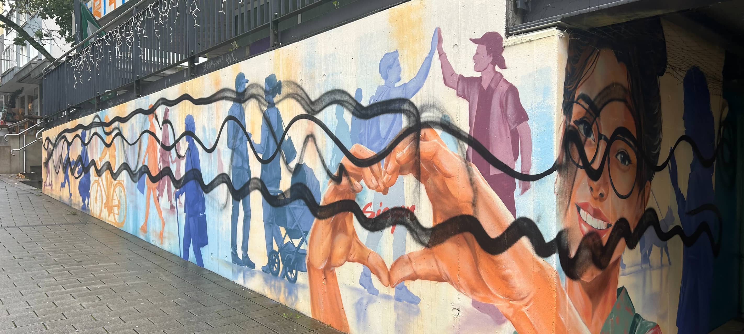 3000-Euro-Kunstwerk in Siegen nach einer Woche beschmiert