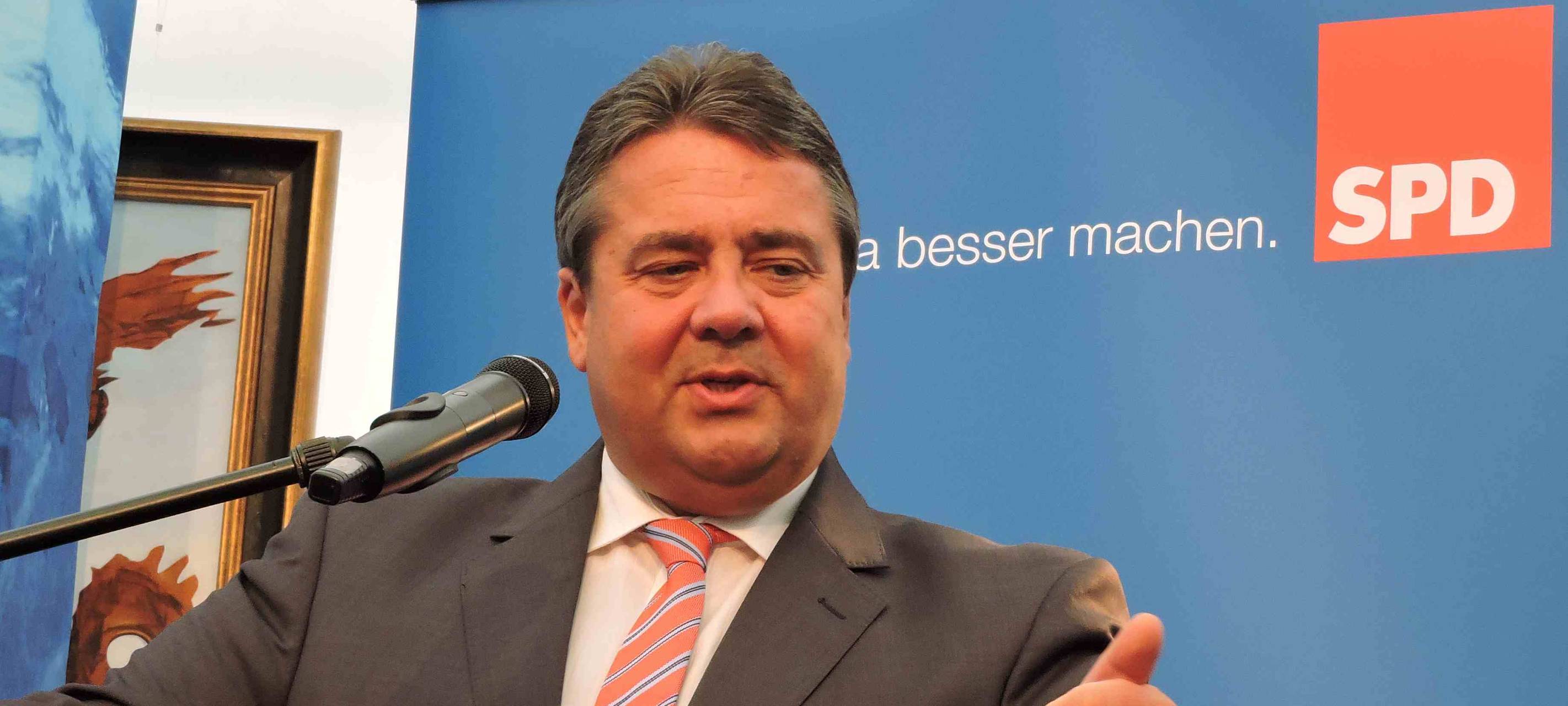 Sigmar Gabriel spricht an der Uni Siegen