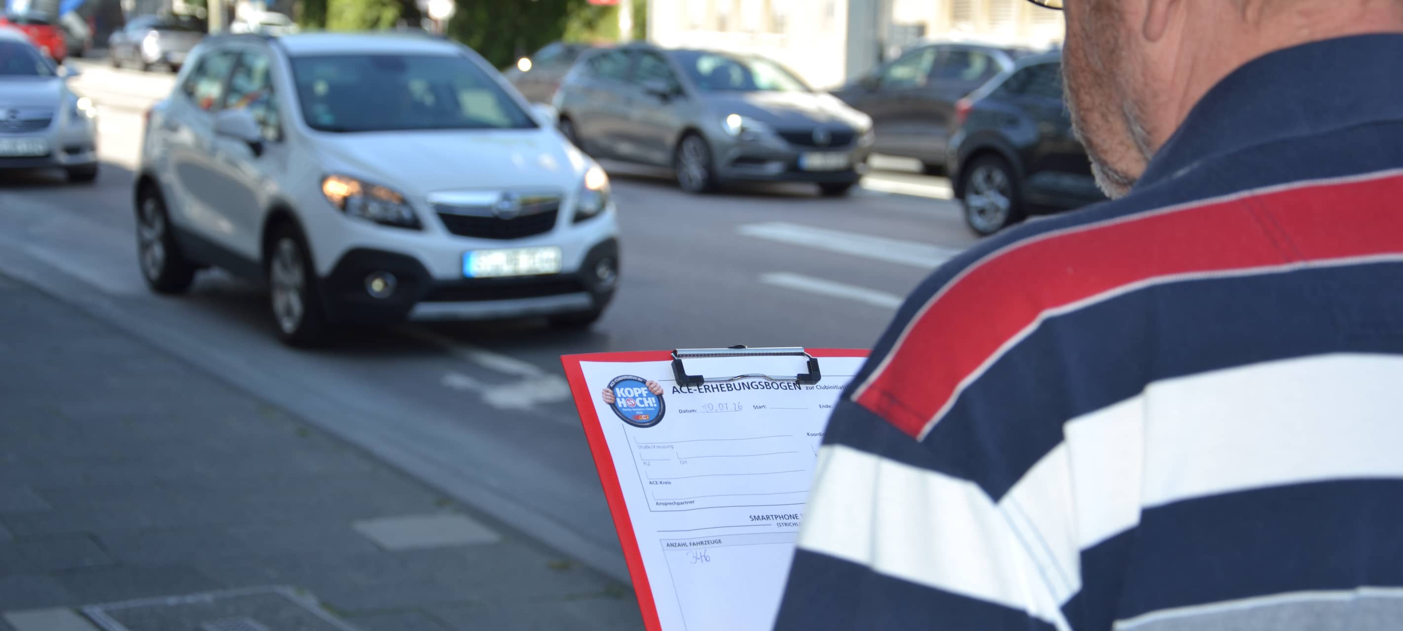 Handy am Ohr