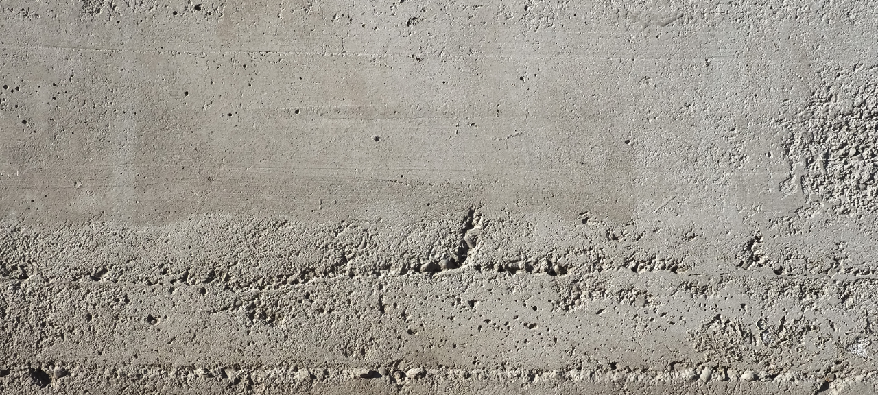Beton von HTS-Brücke geplatzt