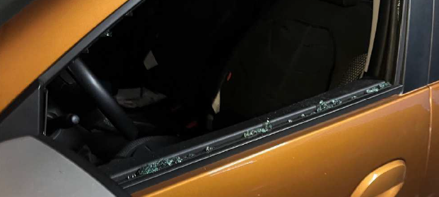 Frau aus Siegen lässt Kind während Shoppingtour im Auto